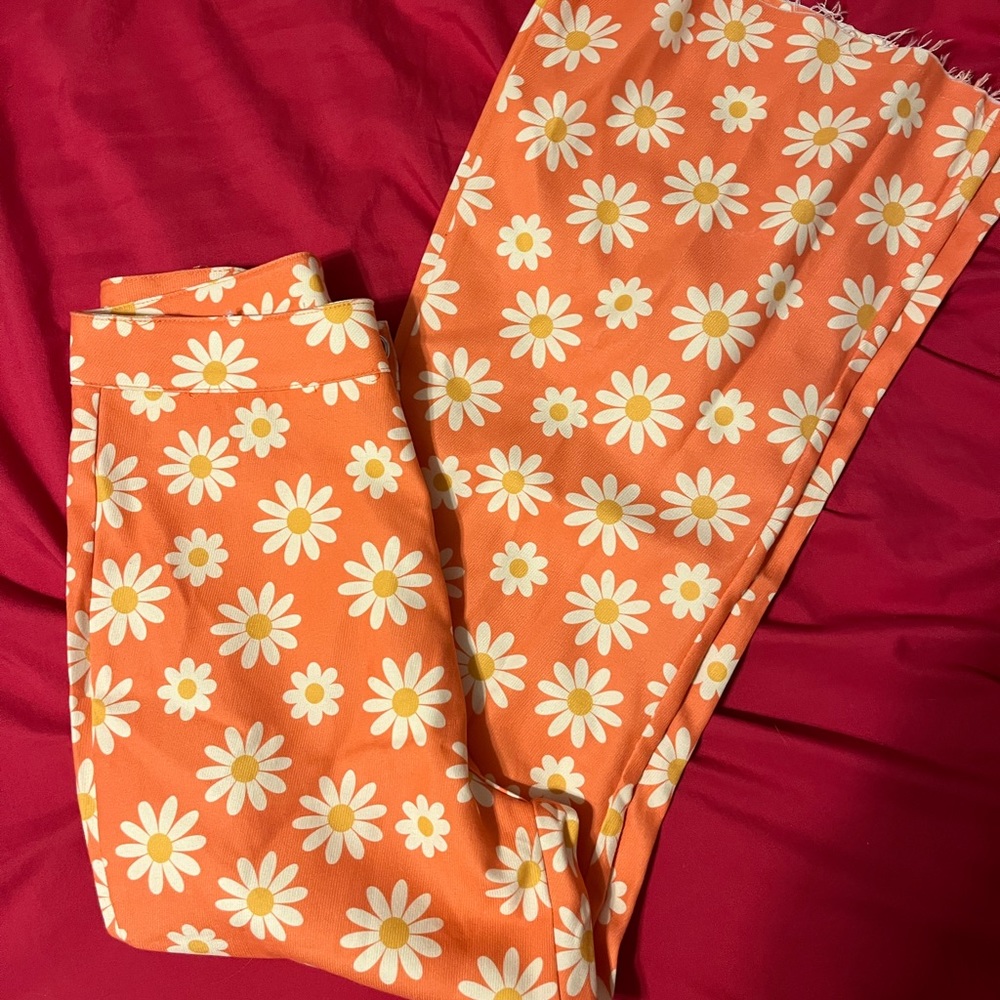flower jeans